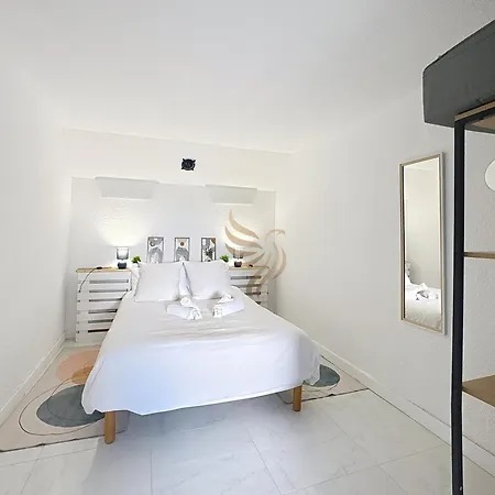 L'ecrin Villon 2 Pieces - 4 Pers Avec Jardinet - Wifi - Capitalchic Services St Raphael Apartment *