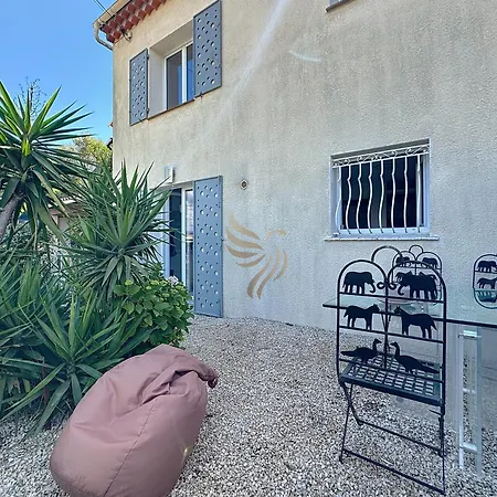 Apartment L'ecrin Villon 2 Pieces - 4 Pers Avec Jardinet - Wifi - Capitalchic Services St Raphael *